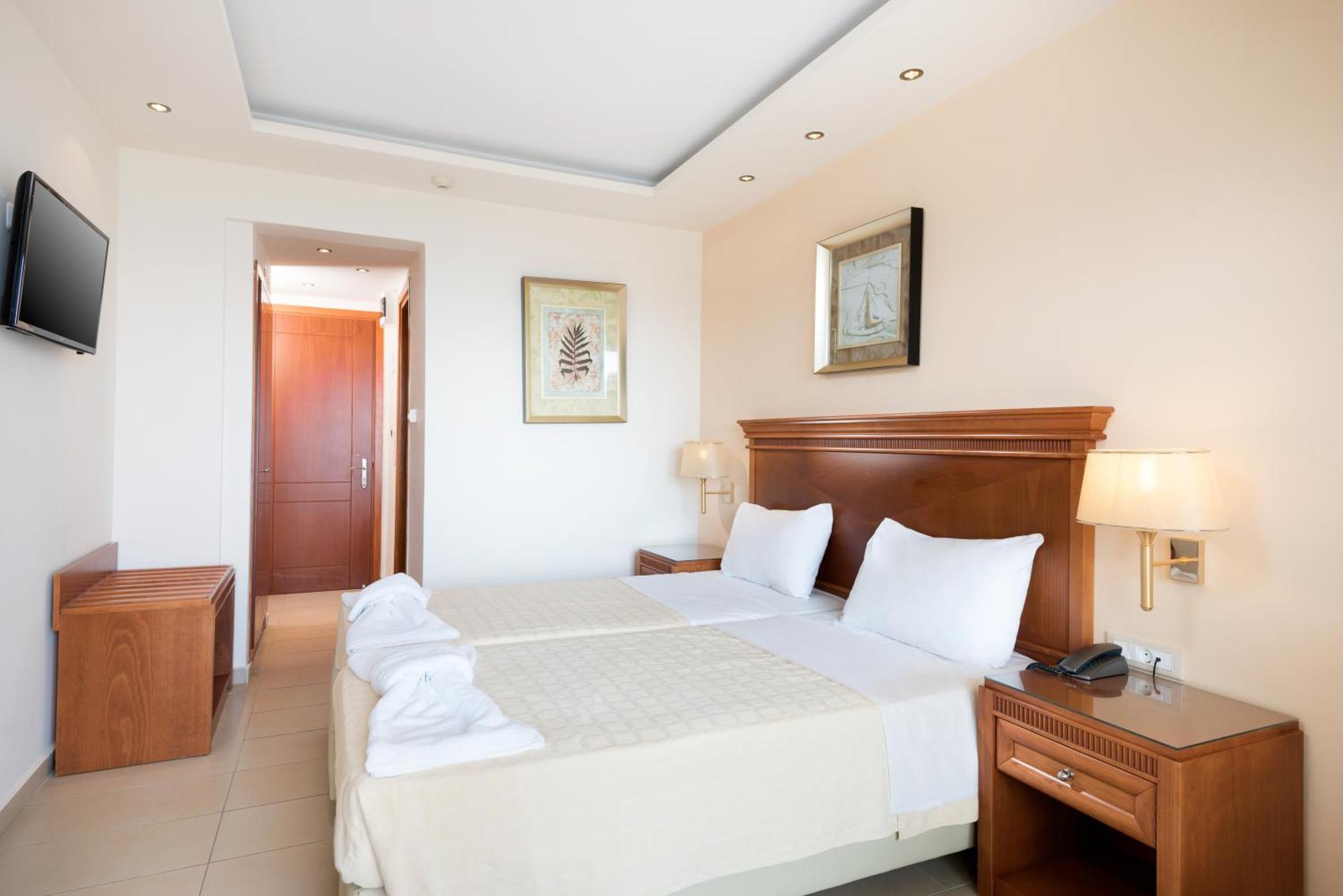 Avalon Palace Hotel - Adults Only Zakynthos Town Ngoại thất bức ảnh